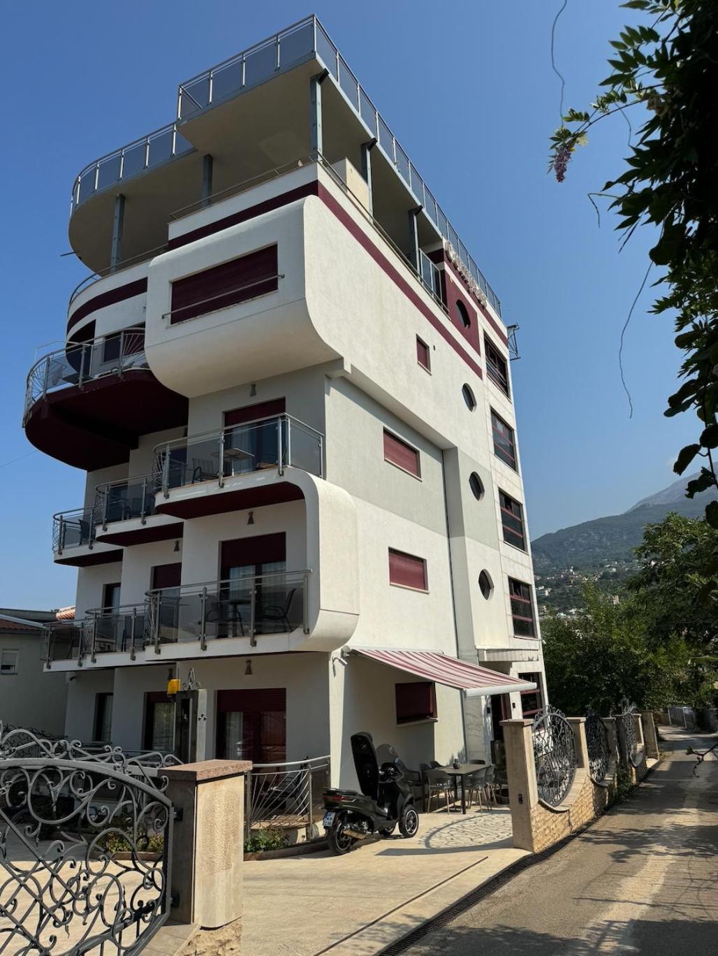 دوبرا فوفا Compass Aparthotel المظهر الخارجي الصورة