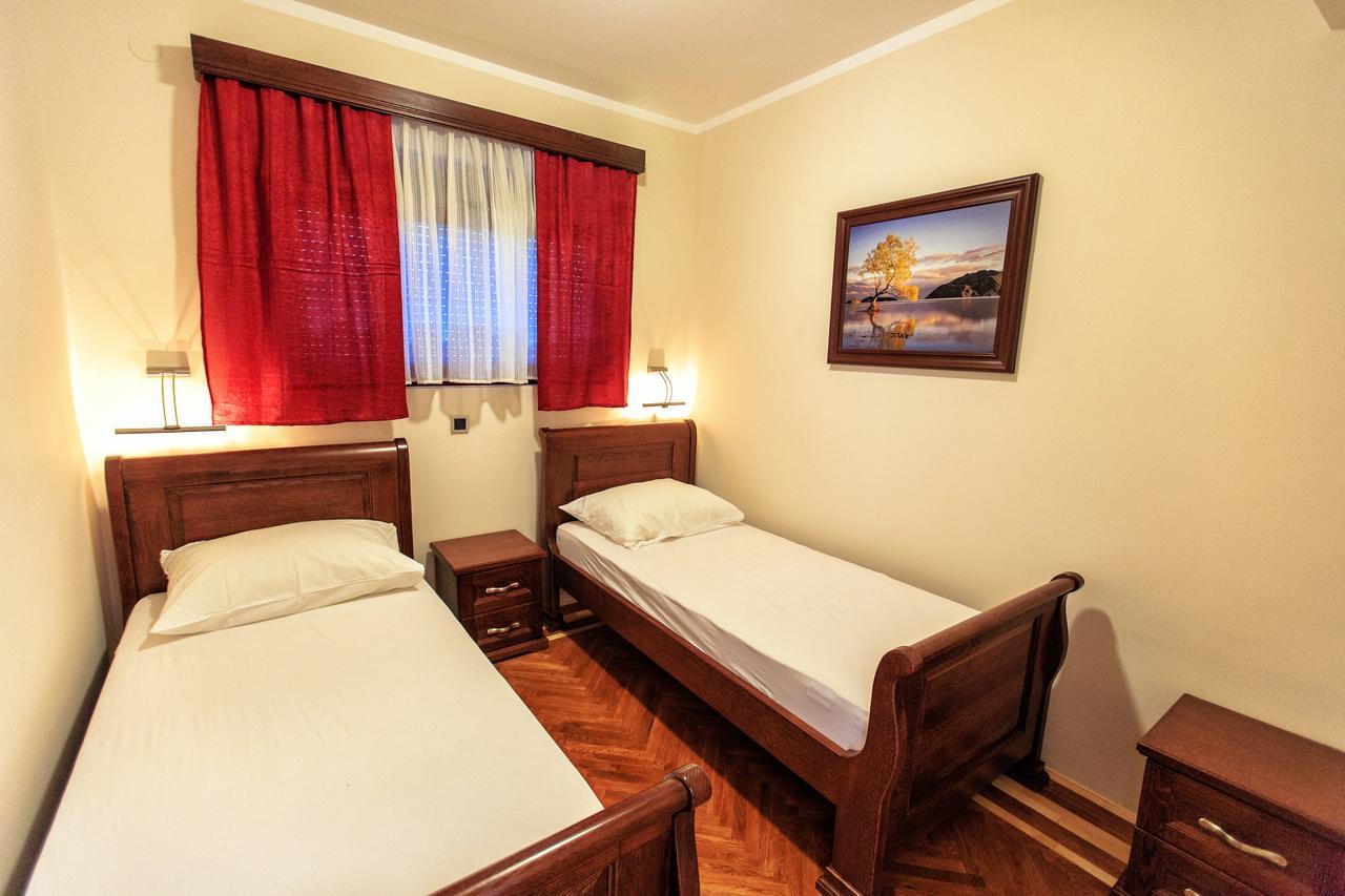دوبرا فوفا Compass Aparthotel المظهر الخارجي الصورة
