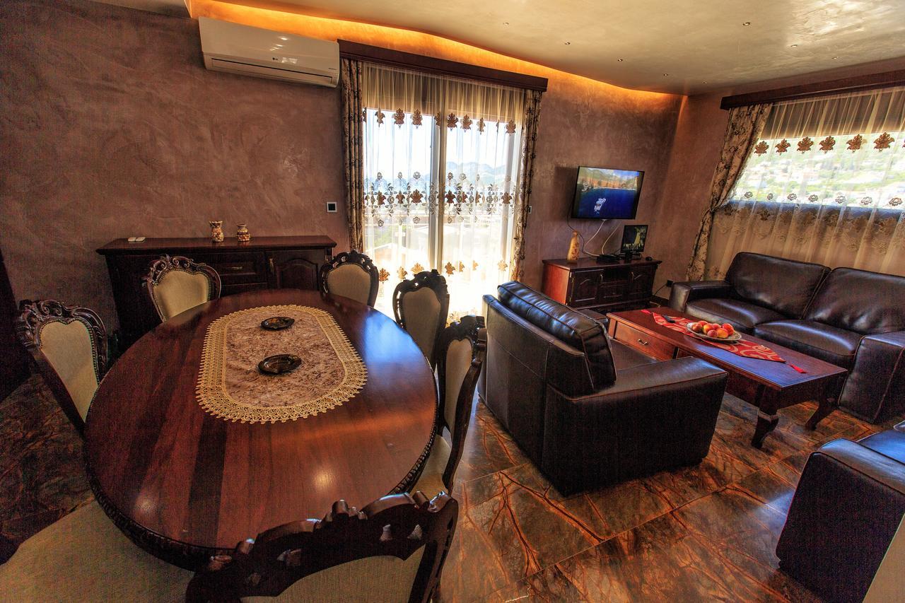 دوبرا فوفا Compass Aparthotel المظهر الخارجي الصورة